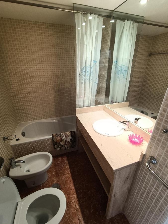 Apartamento En 칼라 데 피네스트라트 외부 사진